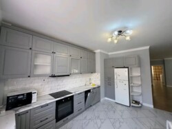 3-��������� �������� � 120 �² � 5/14 ����, ������� 98� ���� 4