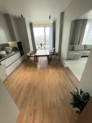 4-��������� �������� � 150.4 �² � 14/19 ����, ���-������ 103/3 � ��������� ���� 13