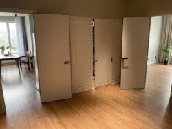 4-��������� �������� � 150.4 �² � 14/19 ����, ���-������ 103/3 � ��������� ���� 7