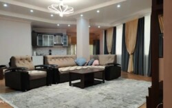 2-��������� �������� � 105 �² � 16/19 ����, ��� �����-3, ���-������ 7 ���� 2