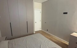 2-��������� �������� � 60 �² � 8/21 ����, ���-������ 27/4, 3 � ���������� ���� 3