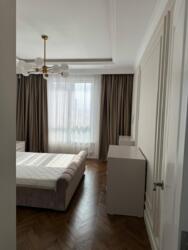 Central Avenue ���� 5