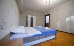 4-��������� �������� � 132 �² � 2/5 ����, ������ 91/1 � ���-������ ���� 7