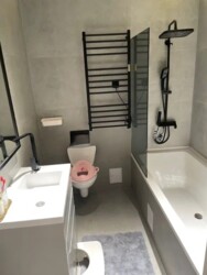 4-��������� �������� � 150.4 �² � 14/19 ����, ���-������ 103/3 � ��������� ���� 1