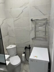 2-��������� ��������, 50 �², 7/10 ���� ���������, ������������ 179 ���� 6