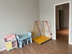 4-��������� �������� � 150.4 �² � 14/19 ����, ���-������ 103/3 � ��������� ���� 6