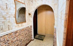 2-��������� �������� � 42 �² � 2/5 ����, ��� ������-4 6 ���� 3