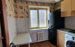 1-��������� �������� � 30 �² � 2/4 ����, ���� � ��������� ���� 1