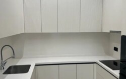 2-��������� �������� � 60 �² � 17/21 ����, ���-������ 27/3 � ��������� ���� 3