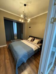 2-��������� �������� � 50 �² � 6/20 ����, �������� 310 ���� 8