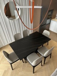 2-��������� �������� � 72 �² � 8/10 ����, ������������ 179 � ���������� ���� 32