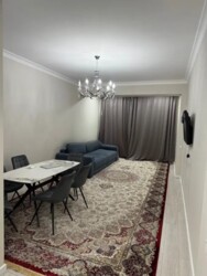 3-комнатная квартира · 70 м² · 3/10 этаж, Бухар Жырау 35 фото 1 3-комнатная квартира · 70 м² · 3/10 этаж, Бухар Жырау 35 фото 1