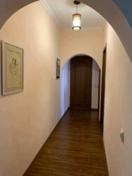 Продается квартира Алматы, Бостандыкский р-н, Торайгырова ул., 19а фото 1 Продается квартира Алматы, Бостандыкский р-н, Торайгырова ул., 19а фото 1