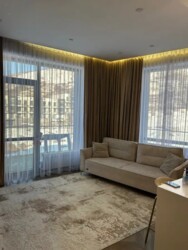 3-��������� �������� � 94 �² � 3/3 ����, ����� 63   https://krisha.kz/a/show/688742672 ���� 4