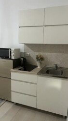 1-��������� �������� � 35 �² � 8/10 ����, ���� �� 285/8 �4 � ������ ������ ��������� � �������� �������� � ��������� ���� 3