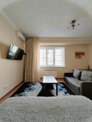 1-��������� �������� � 53 �² � 3/16 ����, ����� 208/7 � ����������� �����, ��� ���� ���� 2