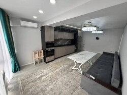 Продается квартира Алматы, Алмалинский р-н, Толе би 189/3 — ул. Жарокова фото 1 Продается квартира Алматы, Алмалинский р-н, Толе би 189/3 — ул. Жарокова фото 1