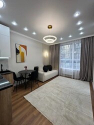 2-��������� �������� � 40.7 �² � 16/17 ����, ������� 20 ���� 15