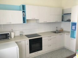 3-��������� �������� � 120 �² � 9/21 ����, ���-������ 21 ��������� � �������� �������� � ��������� ���� 6