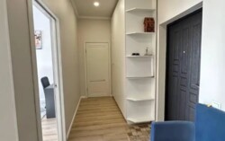 2-��������� �������� � 69.7 �² � 13/13 ����, ��������� 131 � ������������� ���� 1