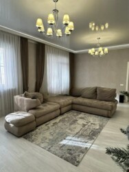 3-��������� �������� � 130.2 �² � 9/13 ����, ����������� 247 https://krisha.kz/a/show/690583751 ���� 2