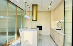 3-��������� �������� � 107.86 �² � 16/18 ����, �������� - 4U ���� 1