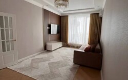 2-��������� �������� � 86 �² � 14/18 ����, ����������� 237/1 �1 � ������� ���� 2