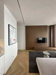 2-��������� �������� � 72 �² � 8/10 ����, ������������ 179 � ���������� ���� 10