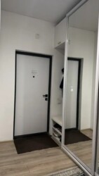 2-��������� �������� � 55.7 �² � 1/13 ����, ��������� 84/2 � ��������� ���������� ���� 2