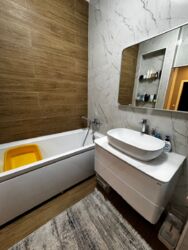 ����-����� � �� 'Bloom House' ���� 14