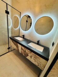 3-��������� �������� � 97 �² � 17/21 ����, ���-������ 105 � ��������� ���� 2