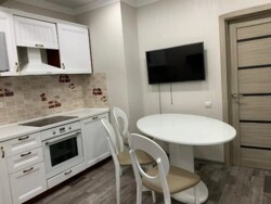 2-��������� �������� � 72 �² � 10/12 ����, ������������ 28/1 ���� 2