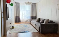 3-��������� �������� � 100 �² � 12/16 ����, ������ �������� 133/7 ���� 2