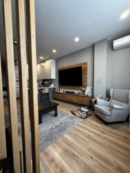 ����-����� � �� 'Bloom House' ���� 9