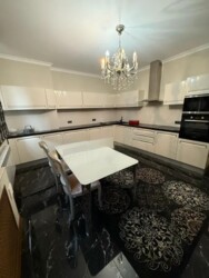 4-��������� �������� � 150.1 �² � 6/6 ����, ��� ������ ������, ��������� 9/6 ���� 1