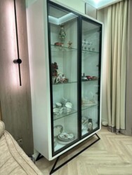 3-��������� �������� � 156.4 �² � 3/3 ����, ��� ��� ������, �������� �������� 48/21 ���� 5