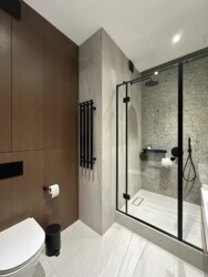 2-��������� �������� � 72 �² � 8/10 ����, ������������ 179 � ���������� ���� 6