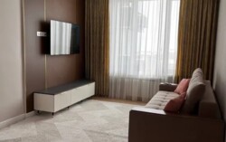 2-��������� �������� � 86 �² � 14/18 ����, ����������� 237/1 �1 � ������� ���� 3