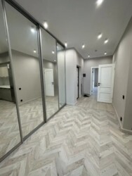 3-��������� �������� � 110 �² � 9/14 ����, �������� �������� 124 � ���� ���� 4