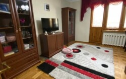4-комнатная квартира · 80 м² · 2/9 этаж, мкр Самал-2 80 — Мендыкулова - Бектурова фото 2 4-комнатная квартира · 80 м² · 2/9 этаж, мкр Самал-2 80 — Мендыкулова - Бектурова фото 2