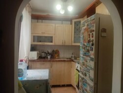 2-��������� �������� � 44.9 �² � 2/5 ����, ��� ������-2 28 � ��������� ��������� � �������� �������� � ��������� ���� 3