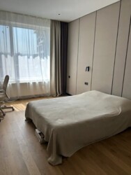 3-��������� �������� � 80 �² � 8/19 ����, ���-������ 41 ���� 3