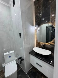 2-��������� �������� � 40.7 �² � 16/17 ����, ������� 20 ���� 4