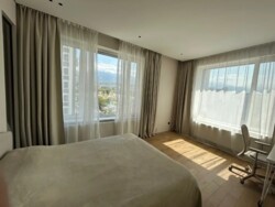 3-��������� �������� � 80 �² � 8/19 ����, ���-������ 41 ���� 2