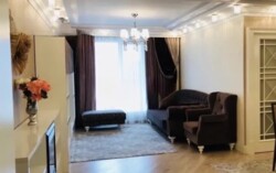 4-��������� �������� � 185 �² � 5/11 ����, ���-������ 21 � ��������� https://krisha.kz/a/show/664895342 ���� 2