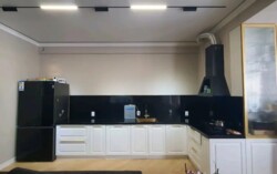 4-��������� �������� � 133.1 �² � 3/4 ����, ��� ��� ������, ����� 37� ���� 5