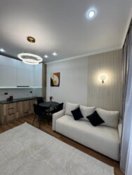 2-��������� �������� � 40.7 �² � 16/17 ����, ������� 20 ���� 2