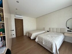 4-��������� �������� � 164 �² � 15/19 ����, ���-������ 41 ���� 3