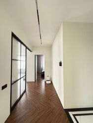 3-��������� �������� � 100 �² � 17 ����, ���-������ 105 � ��������� https://krisha.kz/a/show/697766951 ���� 18