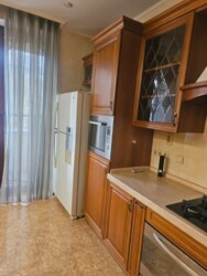 3-��������� �������� � 168.7 �² � 4/6 ����, ��� ���������, ���������� 12 ���� 3